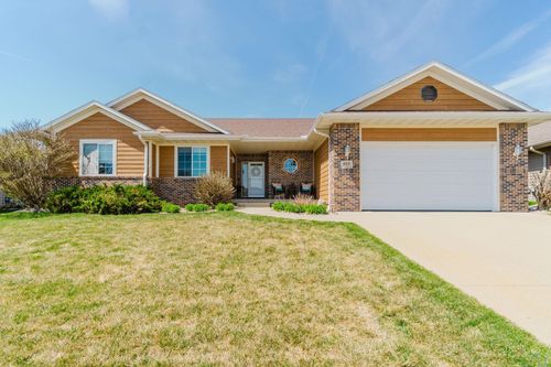 4513 Deer Shadow Trl, Sioux City, IA, 51106-9731 | Card Image