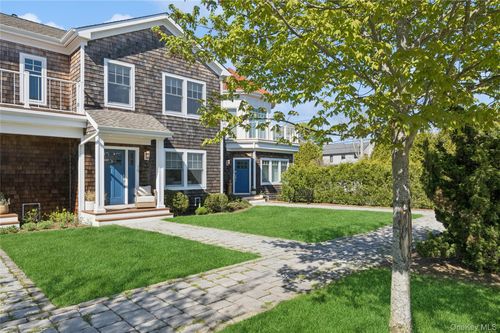 19-68 Foster Ave, Hampton Bays, NY, 11946-3244 | Card Image