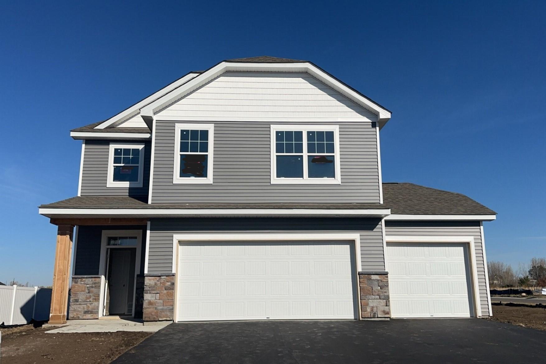 209th St, Farmington, MN 55024