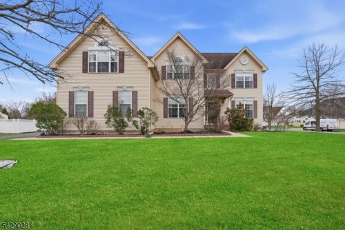74 Kelly Way, Monmouth Junction, NJ, 08852-2685 | Card Image