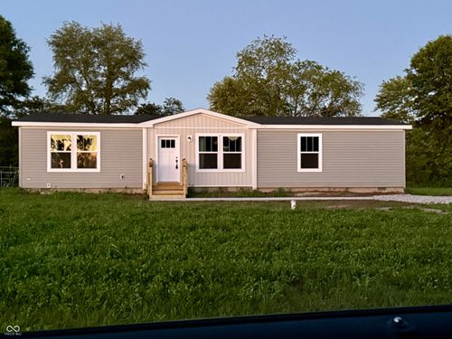 2083 S Friendship Dr, Paragon, IN, 46166-9101 | Card Image