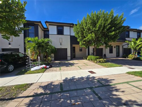 15930 Nw 91st Ct, Miami Lakes, FL, 33018-6362 | Card Image
