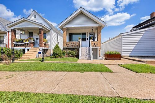 5207 Wilson Ave, Saint Louis, MO, 63110-3137 | Card Image