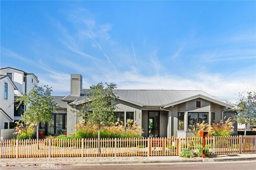 337 Holmwood Dr, Newport Beach, CA, 92663 | Card Image