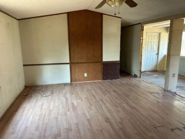 3702 Park St, House other with 3 bedrooms, 2 bathrooms and null parking in Damon TX | Image 7
