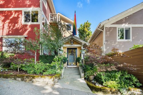 apt-g-2400 E Howell St, Seattle, WA, 98122-3070 | Card Image