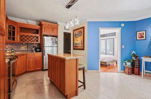apt-209-1340 Lincoln Rd, Miami Beach, FL, 33139-2235 | Card Image