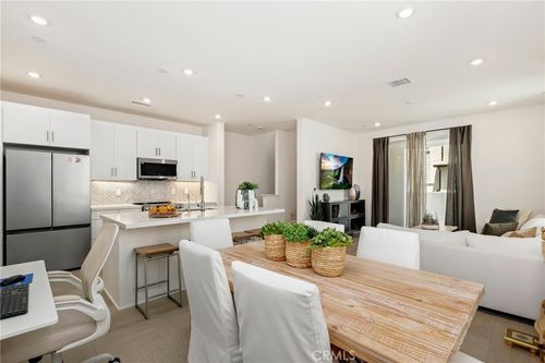 154 Ruby Rd, Rancho Mission Viejo, CA, 92694-1750 | Card Image