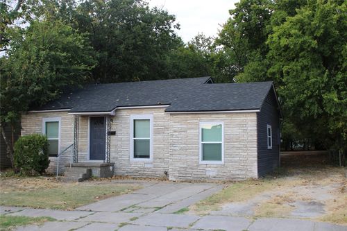 1821 Bell St, Waco, TX, 76711-2032 | Card Image