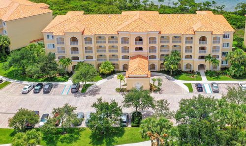 unit-101-28 Harbour Isle Dr W, Fort Pierce, FL, 34949-2780 | Card Image