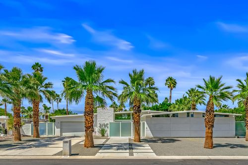2190 E Terry Ln, Palm Springs, CA, 92262-6820 | Card Image