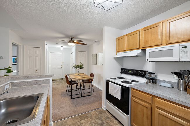 12303 Pinehurst Ln, Condo with 2 bedrooms, 2 bathrooms and null parking in Grand Blanc MI | Image 27