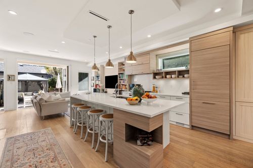 1136 E 16th Avenue, Vancouver, BC, V5T2W3 | Card Image