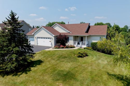 1102 Joseph Cir, Johnsburg, IL, 60051-8410 | Card Image