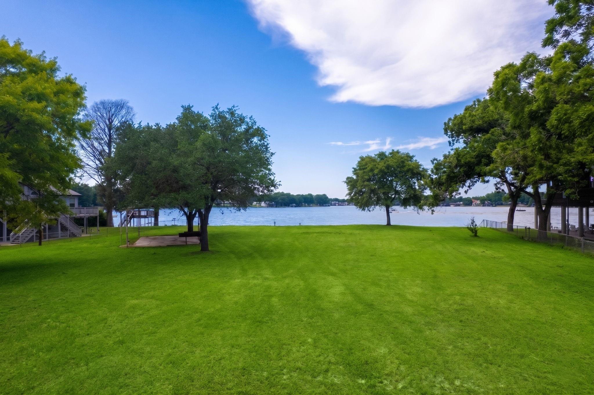 Land in Lake McQueeney 5