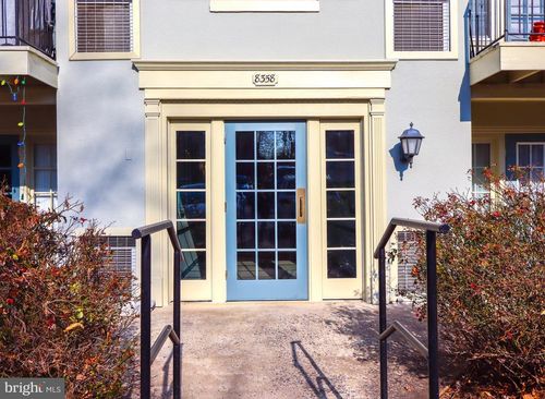 622-8358 Dunham Ct, SPRINGFIELD, VA, 22152-1121 | Card Image