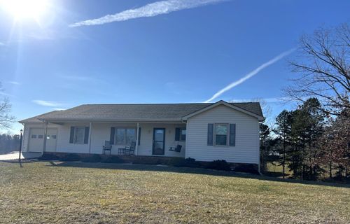 511 Darrell Ln, Hurt, VA, 24563-2064 | Card Image