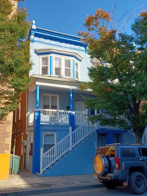 43 N Virginia Ave, Atlantic City, NJ, 08401-4918 | Card Image