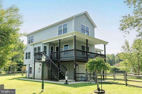 121 Marshy Creek Rd, GRASONVILLE, MD, 21638-1042 | Card Image