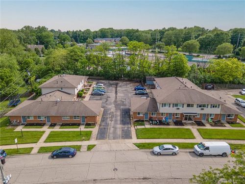 2648 Parklawn Dr, Dayton, OH, 45440-1252 | Card Image