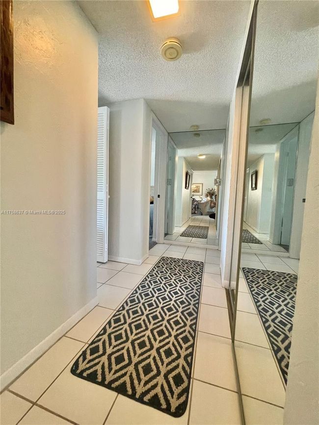 APT-311D - 2309 S Cypress Bend Dr, Condo with 3 bedrooms, 2 bathrooms and null parking in Pompano Beach FL | Image 27