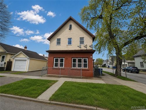 122 Austin St, Buffalo, NY, 14207-2675 | Card Image
