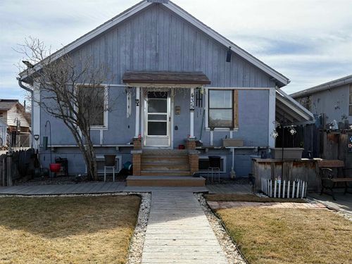 435 Warren St, Thermopolis, WY, 82443-2643 | Card Image