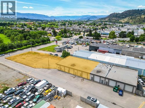1-3-880 Leathead Road, Kelowna, BC, V1X2J8 | Card Image