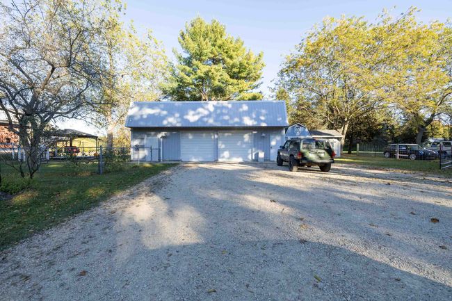 E7695B Highway 23/33, House other with 5 bedrooms, 2 bathrooms and null parking in EXCELSIOR WI | Image 29