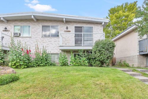 10829 5 St Sw, Calgary, AB, T2W1W5 | Card Image