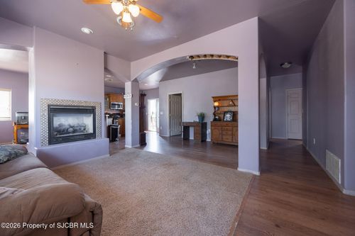 5801 Tarry Terrace Dr, Farmington, NM, 87402-8264 | Card Image