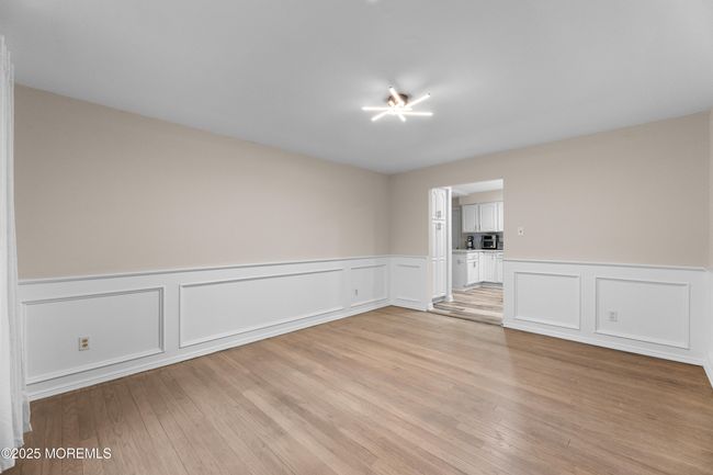 21 Homestead Cir, House other with 5 bedrooms, 4 bathrooms and null parking in Marlboro NJ | Image 16