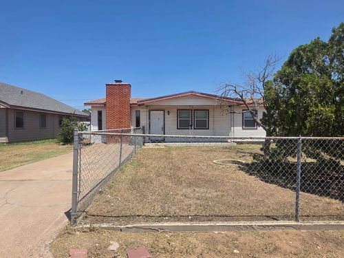 711 Ruby Dr, Midland, TX, 79703-7059 | Card Image
