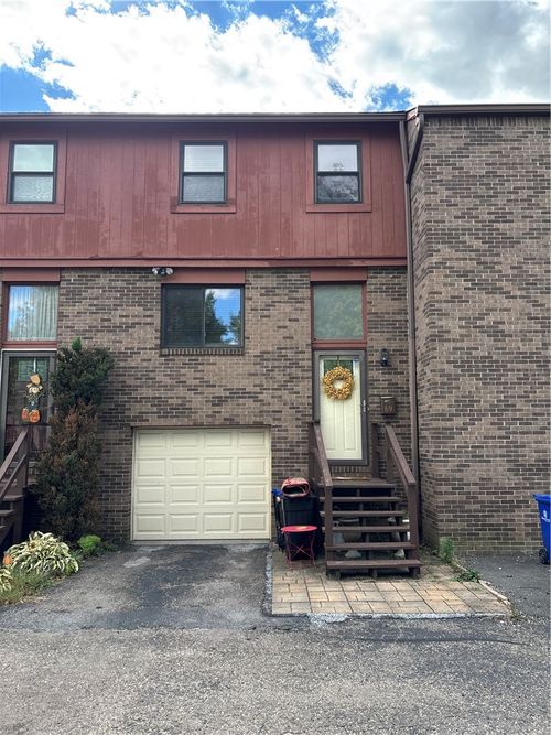 69 Universal St, Bridgeville, PA, 15017-2447 | Card Image