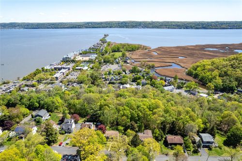 2 Hartz Ter, Piermont, NY, 10968-1100 | Card Image