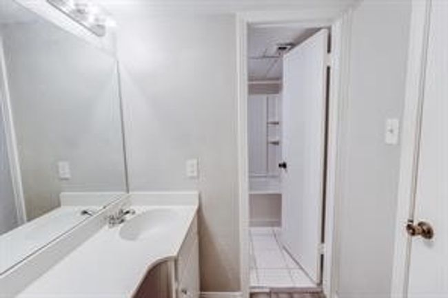 5742 Marina Dr, Townhouse with 3 bedrooms, 2 bathrooms and null parking in Garland TX | Image 21