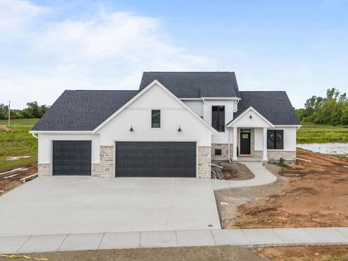 W5835 Delta Drive, HARRISON, WI, 54952 | Card Image