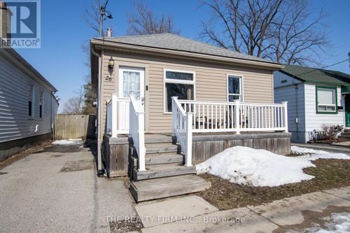 26 Grafton St, London, ON, N5Z1N7 | Card Image