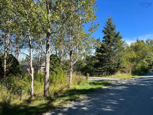 35 Rainbow Haven Dr, Cow Bay, NS, B3G1K8 | Card Image