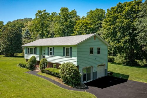 27 Cavelo Dr, Wingdale, NY, 12594-1606 | Card Image