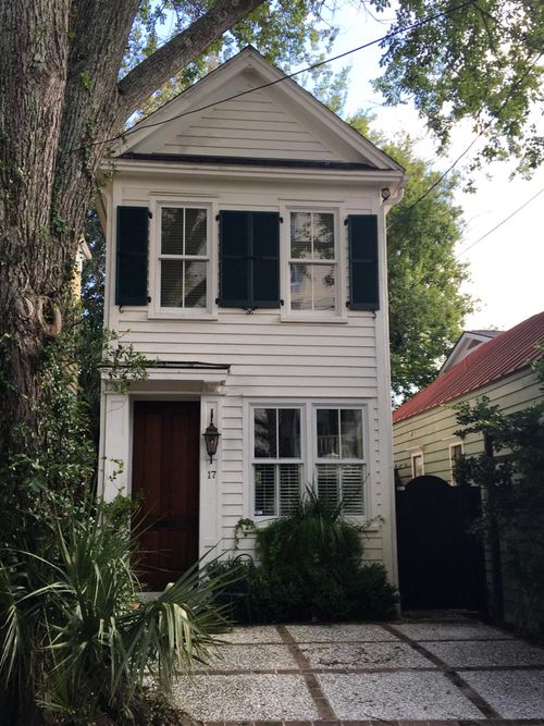 17 West St, Charleston, SC, 29401-1929 | Card Image