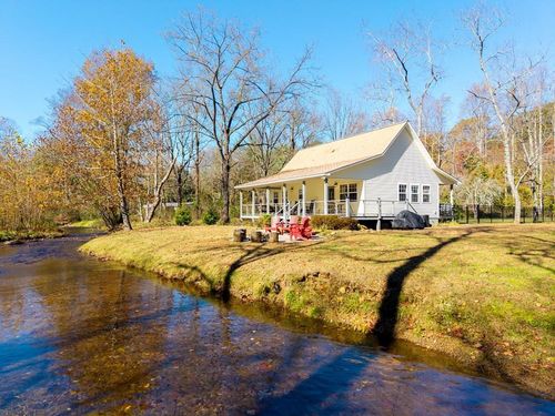 100 Tranquility Ln, Hayesville, NC, 28904-8909 | Card Image