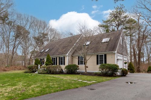 53 Desert Sands Ln, Yarmouth Port, MA, 02675-1682 | Card Image