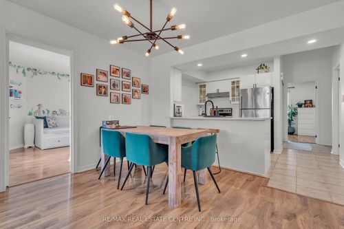 3-51 Petra Way, Whitby, ON, L1R0A8 | Card Image