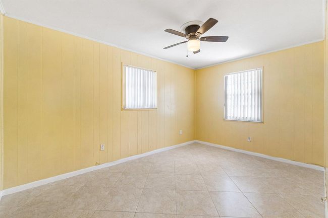 1228 Highview Rd, House other with 3 bedrooms, 2 bathrooms and null parking in Lantana FL | Image 9