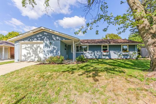 3682 Mexico Ave, Westerville, OH, 43081-4320 | Card Image