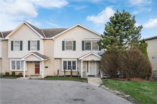 20520 Detroit Rd, Rocky River, OH, 44116-2427 | Card Image