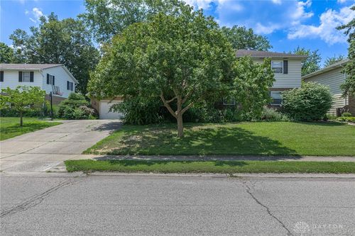 851 Weybridge Drive, Springfield, OH, 45503 | Card Image