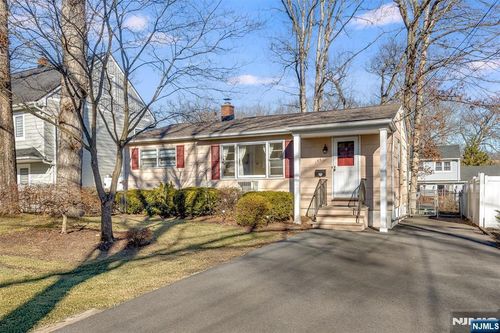 144 Redwood Avenue, Wayne, NJ, 07470 | Card Image
