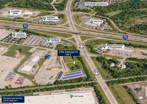 2711 Gateway Ct, Junction City, KS, 66441-3928 | Card Image